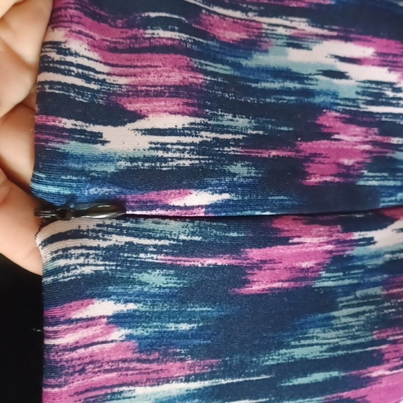 Attention Sheath Cap Sleeve Dress Size Medium - Picture 6 of 9